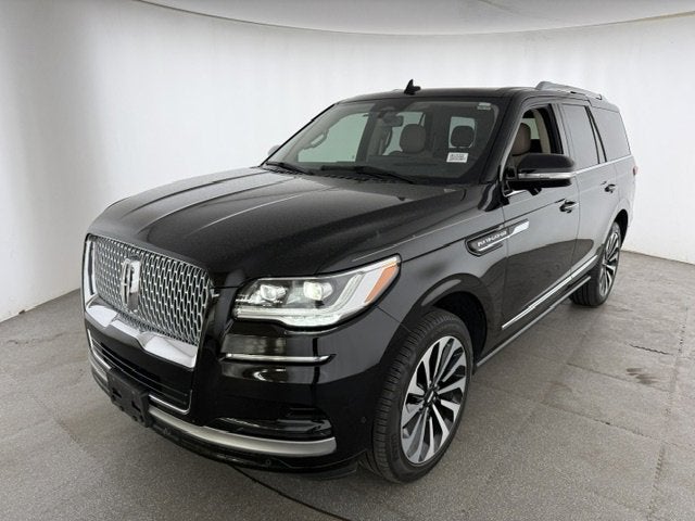 2024 Lincoln Navigator Reserve 4WD's photo