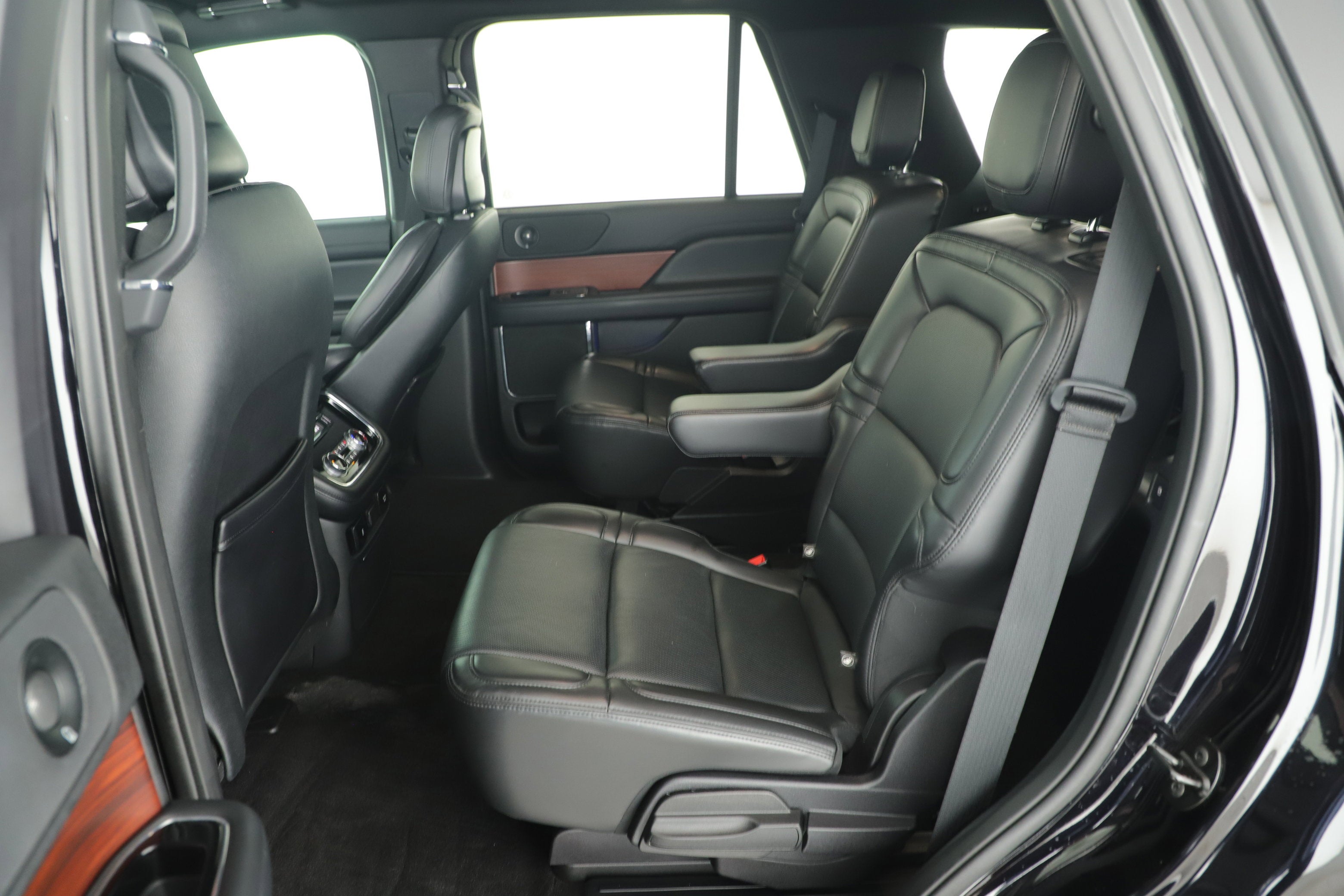 2020 Lincoln Navigator Standard