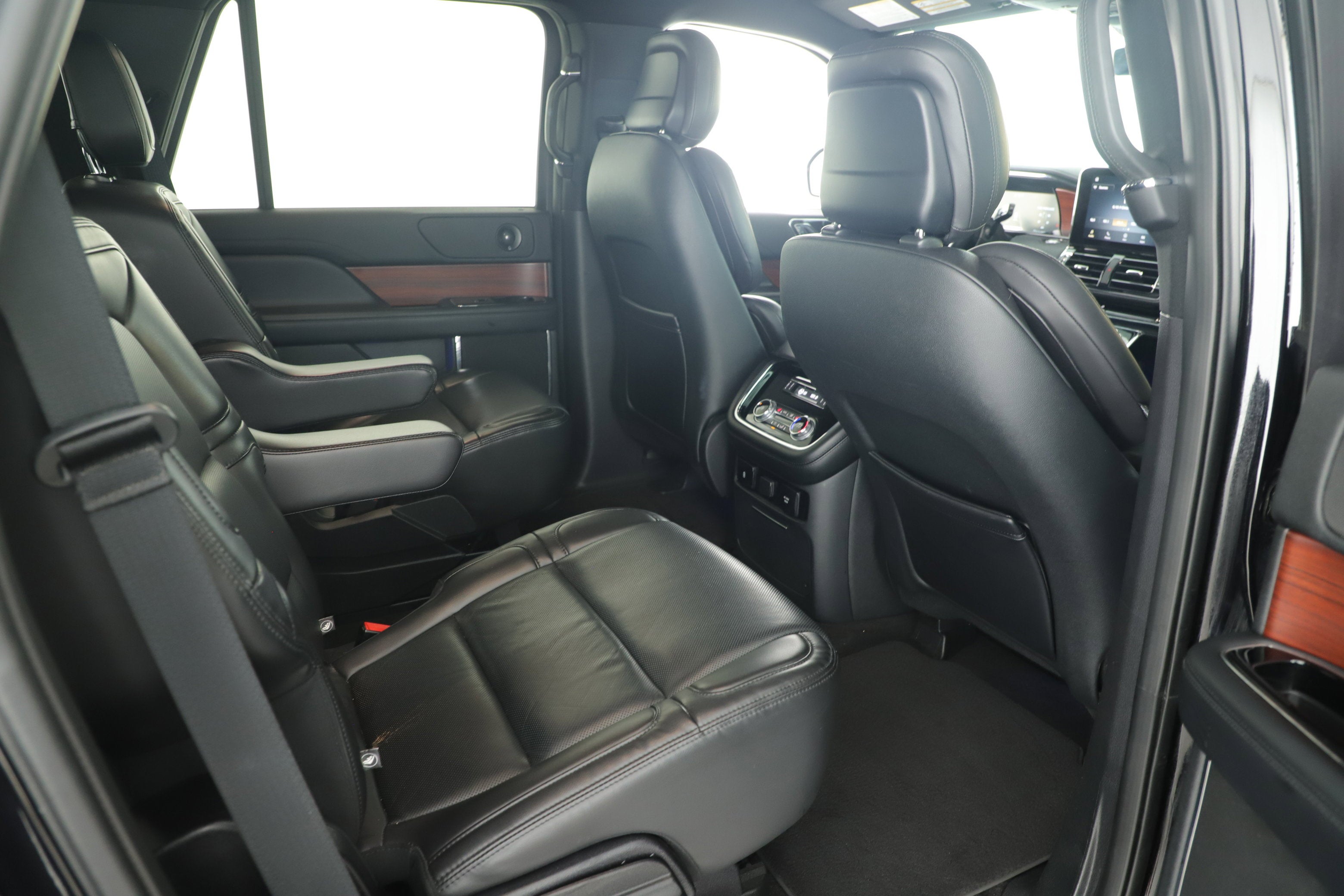 2020 Lincoln Navigator Standard