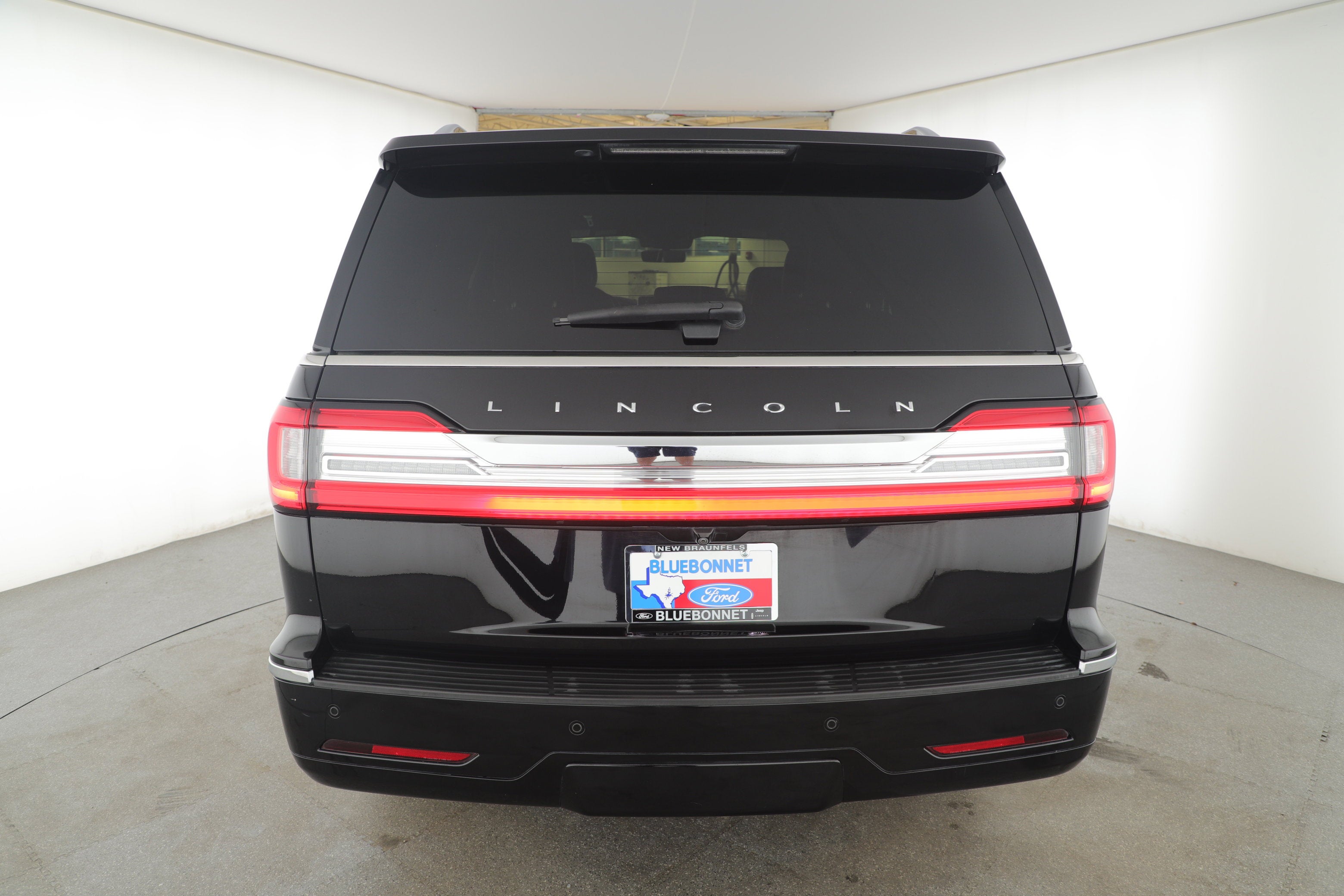 2020 Lincoln Navigator Standard