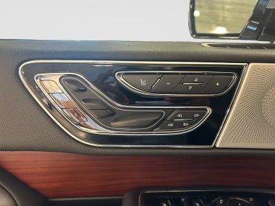 2021 Lincoln NAVIGATOR L RSV