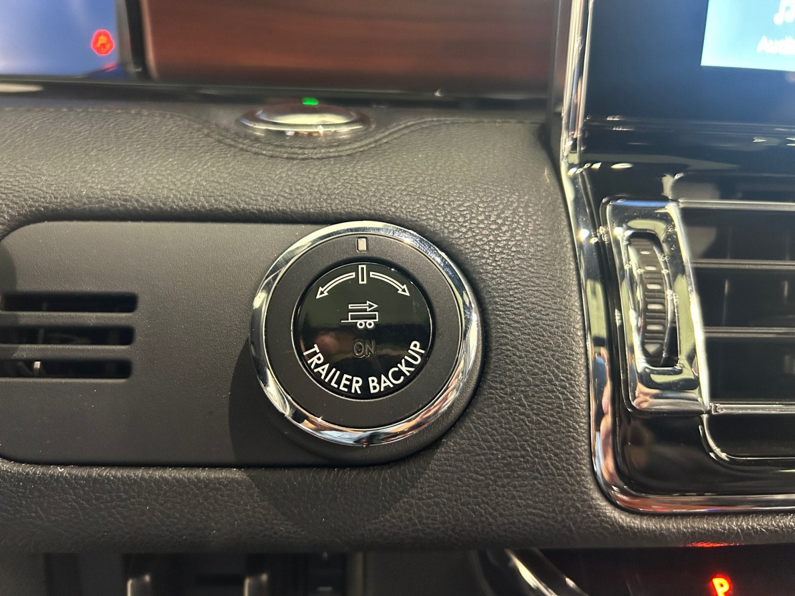 2021 Lincoln NAVIGATOR L RSV