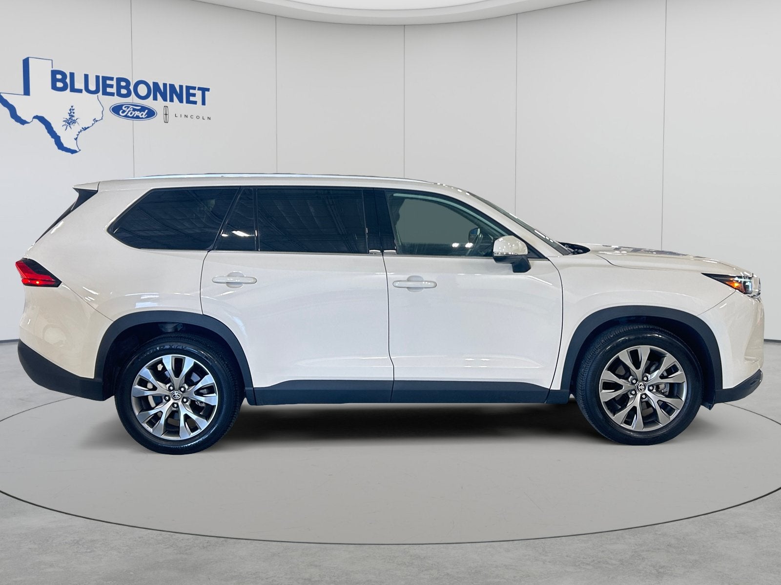 2024 Toyota Grand Highlander Base