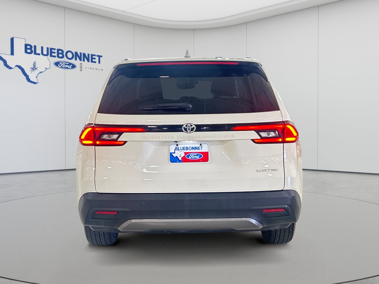 2024 Toyota Grand Highlander Base