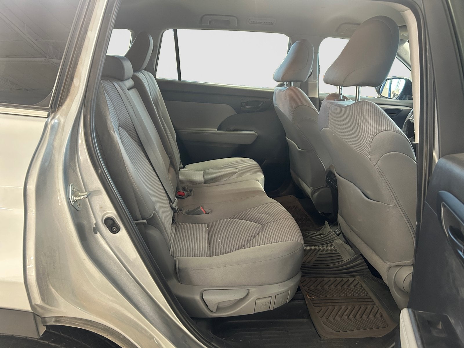 2024 Toyota Highlander Base