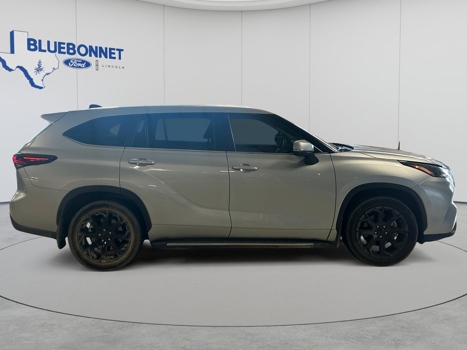 2024 Toyota Highlander Base