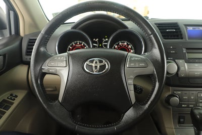 2010 Toyota Highlander SE