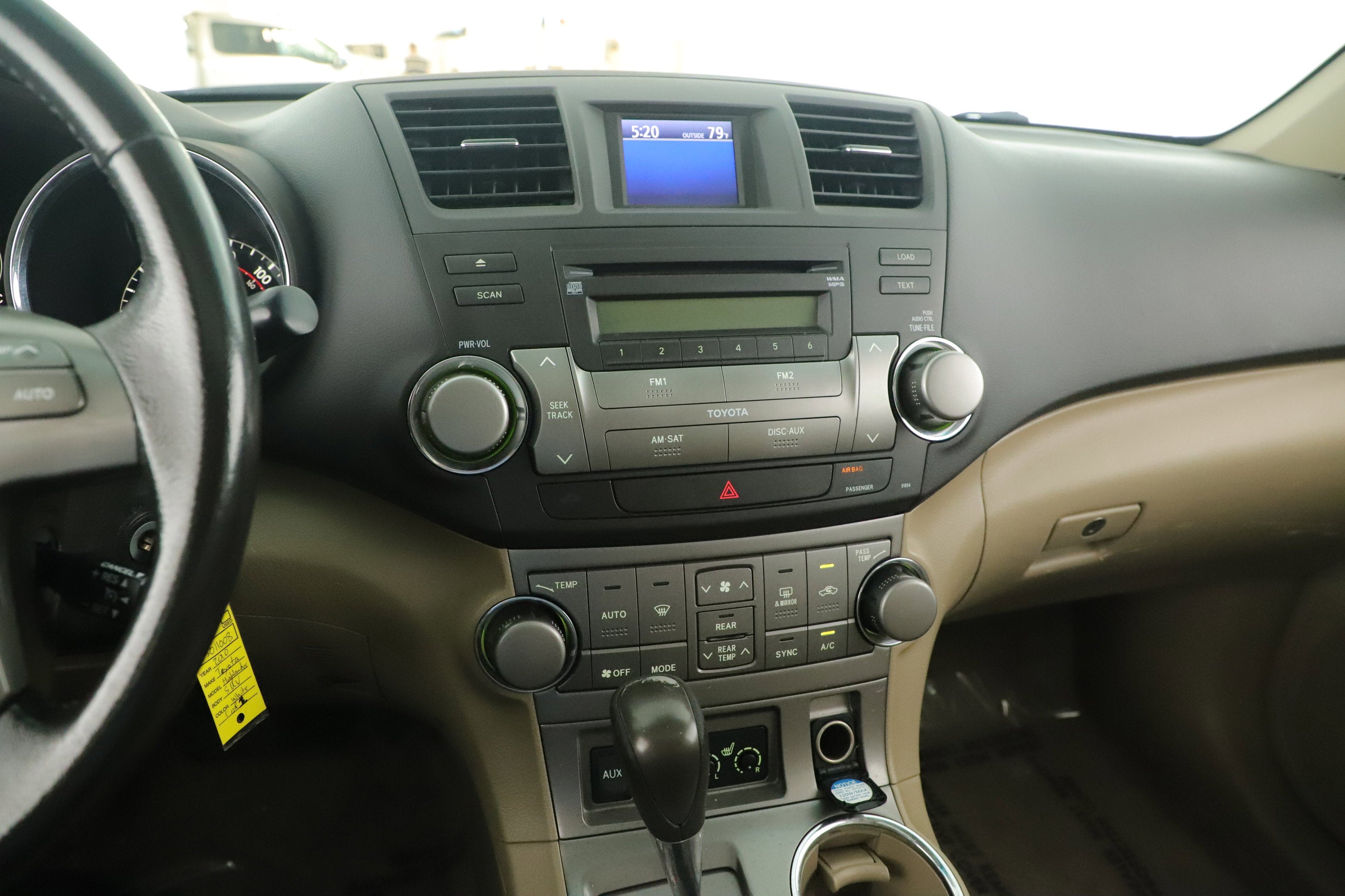 2010 Toyota Highlander SE