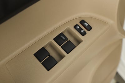 2010 Toyota Highlander SE