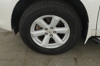 2010 Toyota Highlander SE
