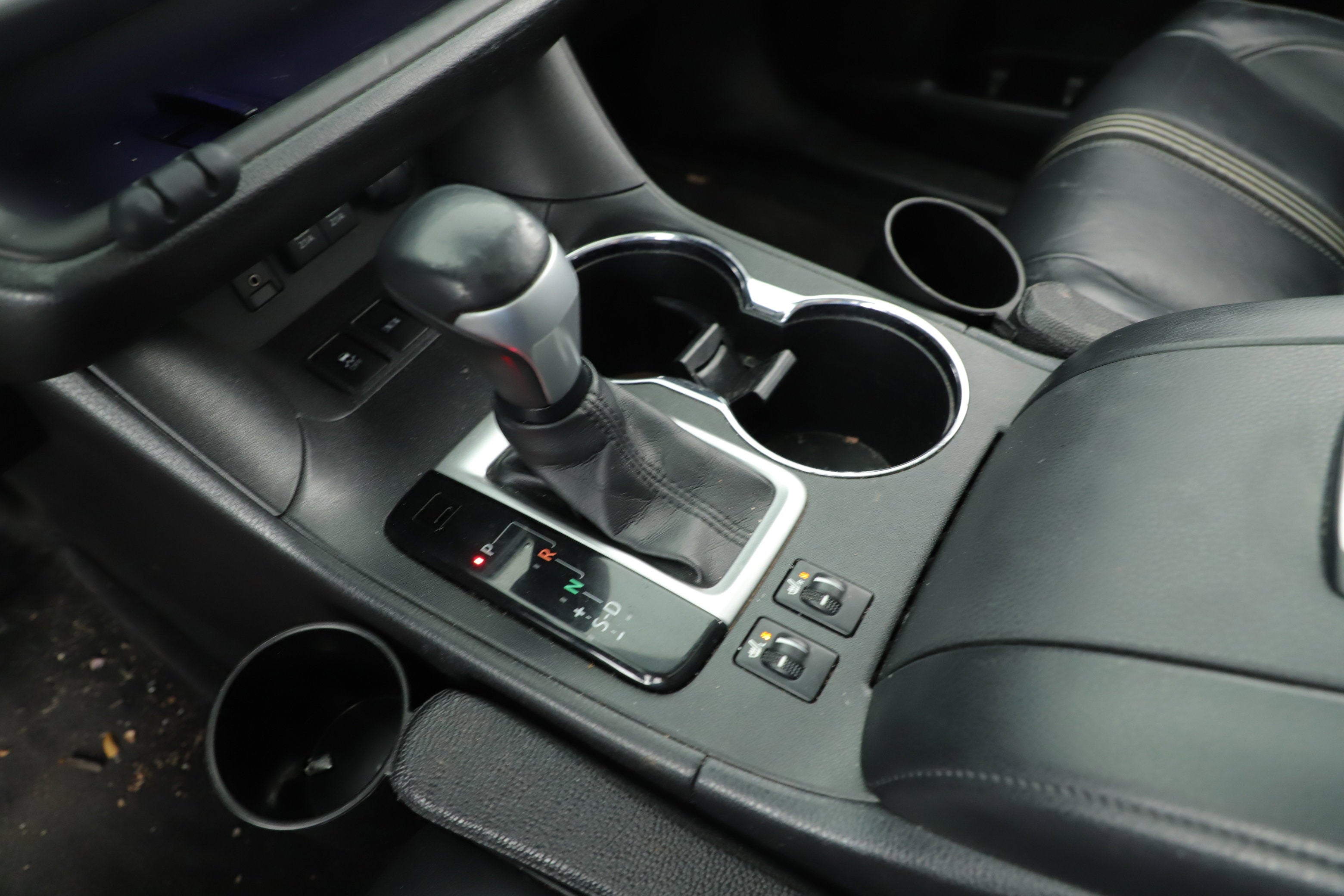 2017 Toyota Highlander Base