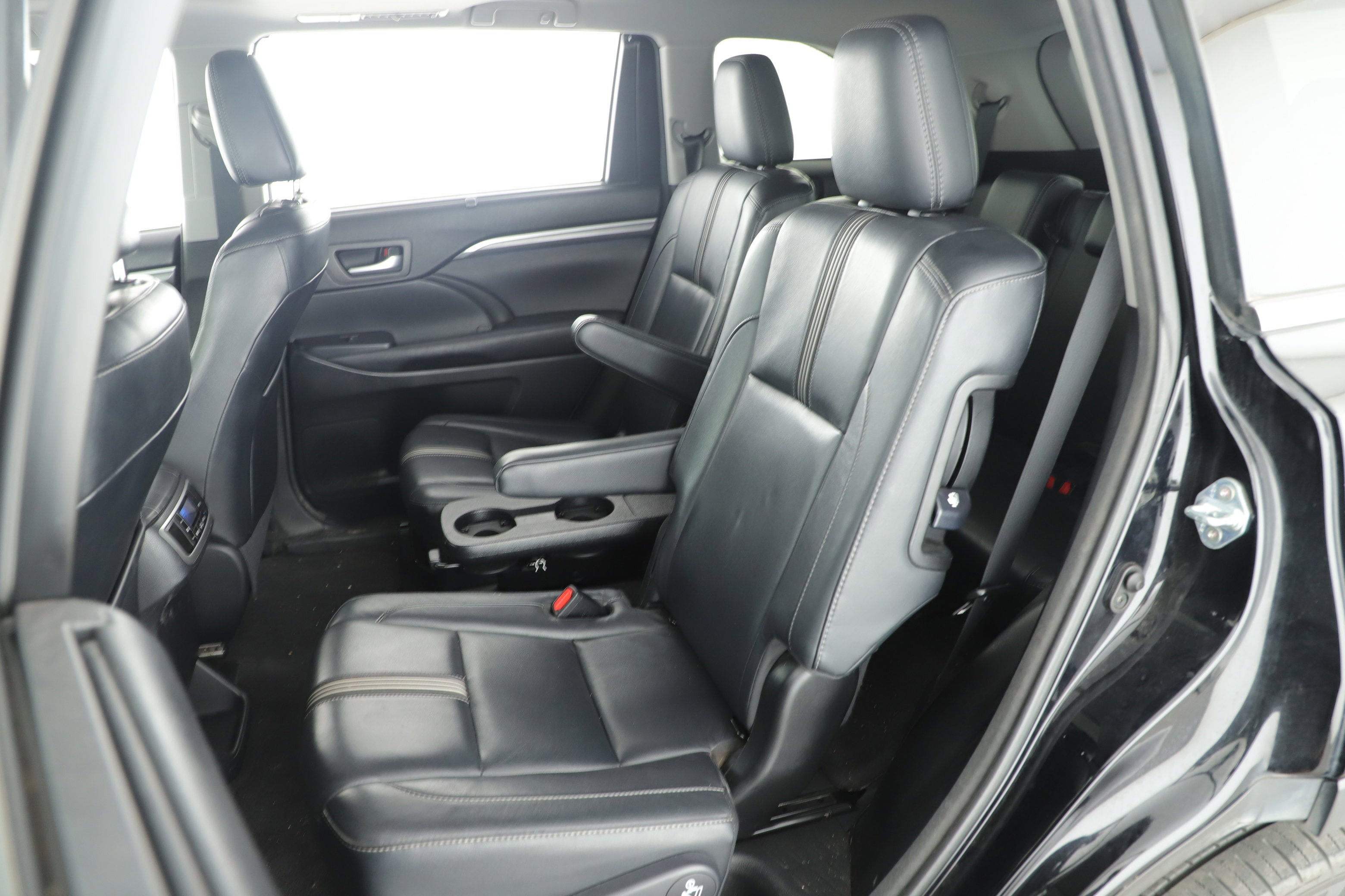 2017 Toyota Highlander Base