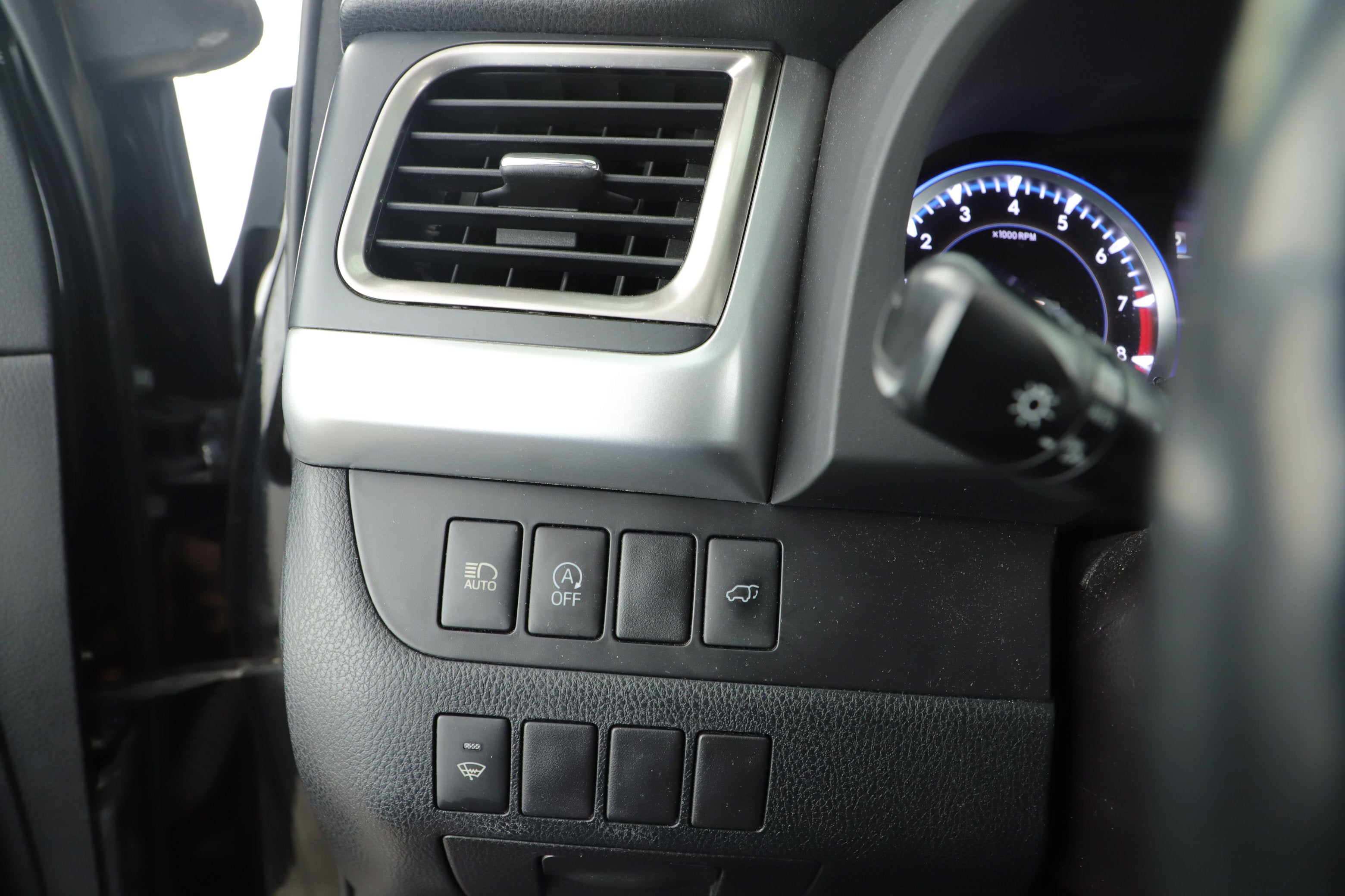 2017 Toyota Highlander Base