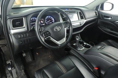 2017 Toyota Highlander Base
