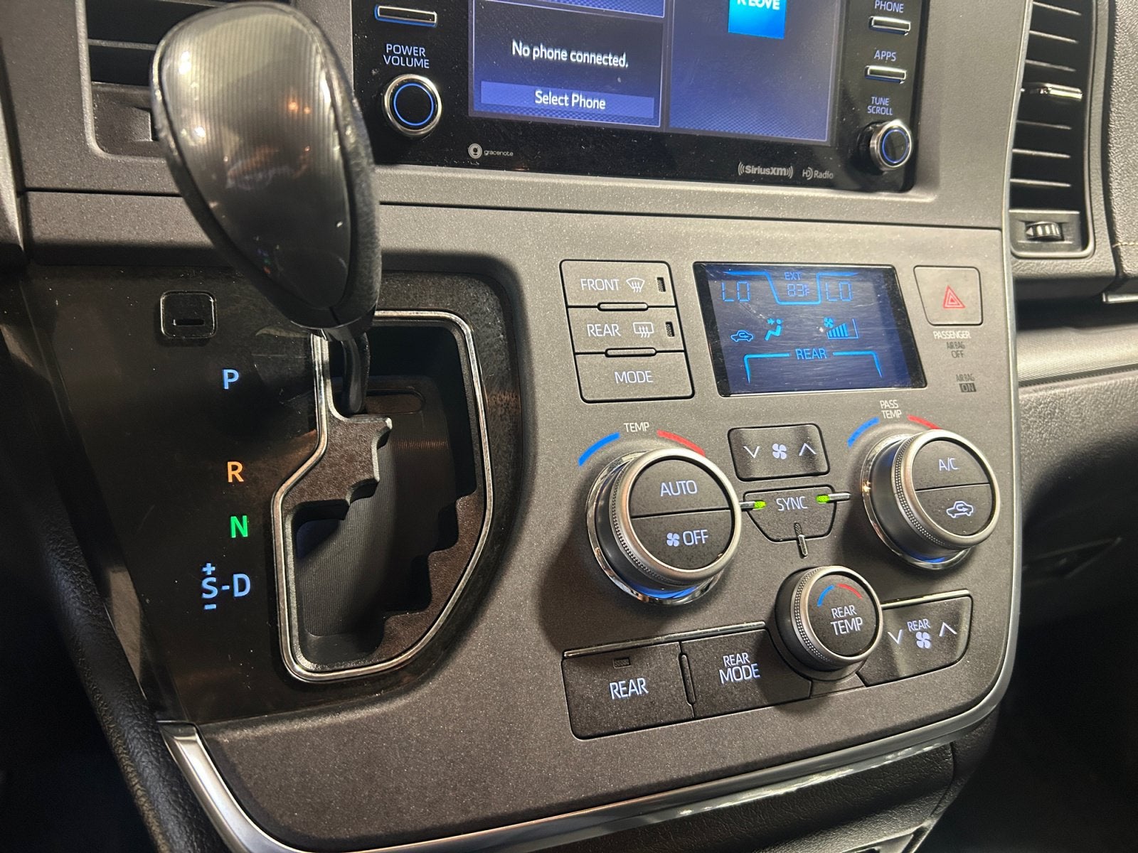 2019 Toyota Sienna SE