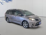 2019 Toyota Sienna SE