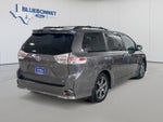 2019 Toyota Sienna SE
