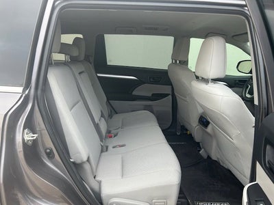 2019 Toyota Highlander LE