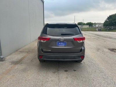 2019 Toyota Highlander LE