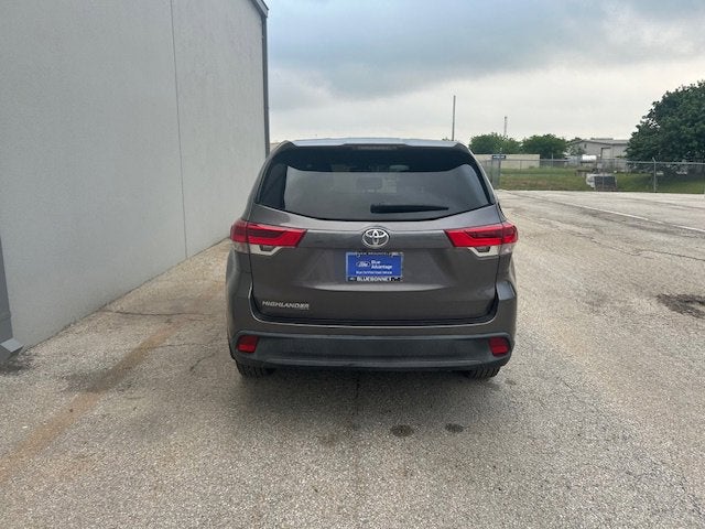 2019 Toyota Highlander LE