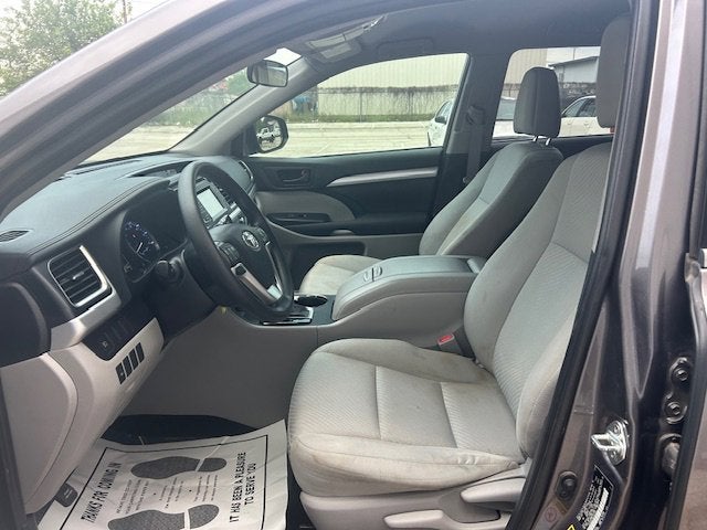 2019 Toyota Highlander LE