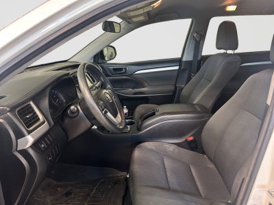 2017 Toyota Highlander LE