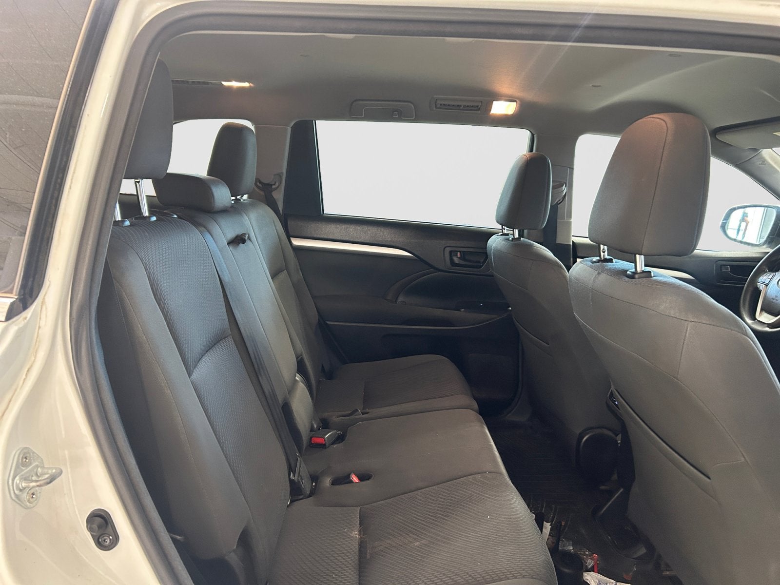 2017 Toyota Highlander LE