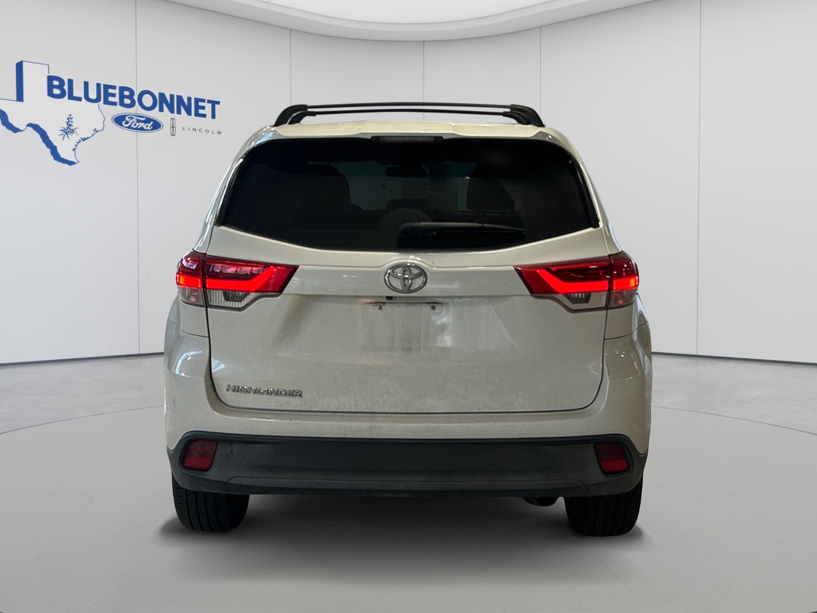 2017 Toyota Highlander LE
