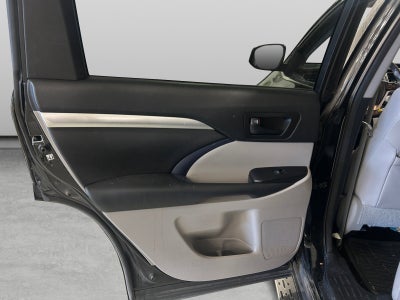 2014 Toyota Highlander Base
