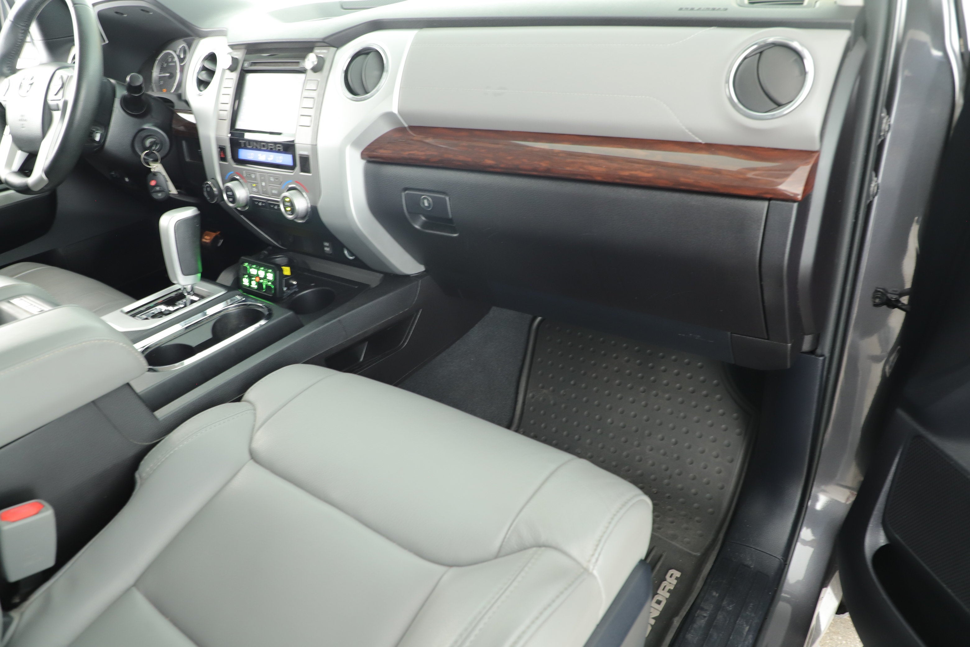 2015 Toyota Tundra 4WD Truck LTD