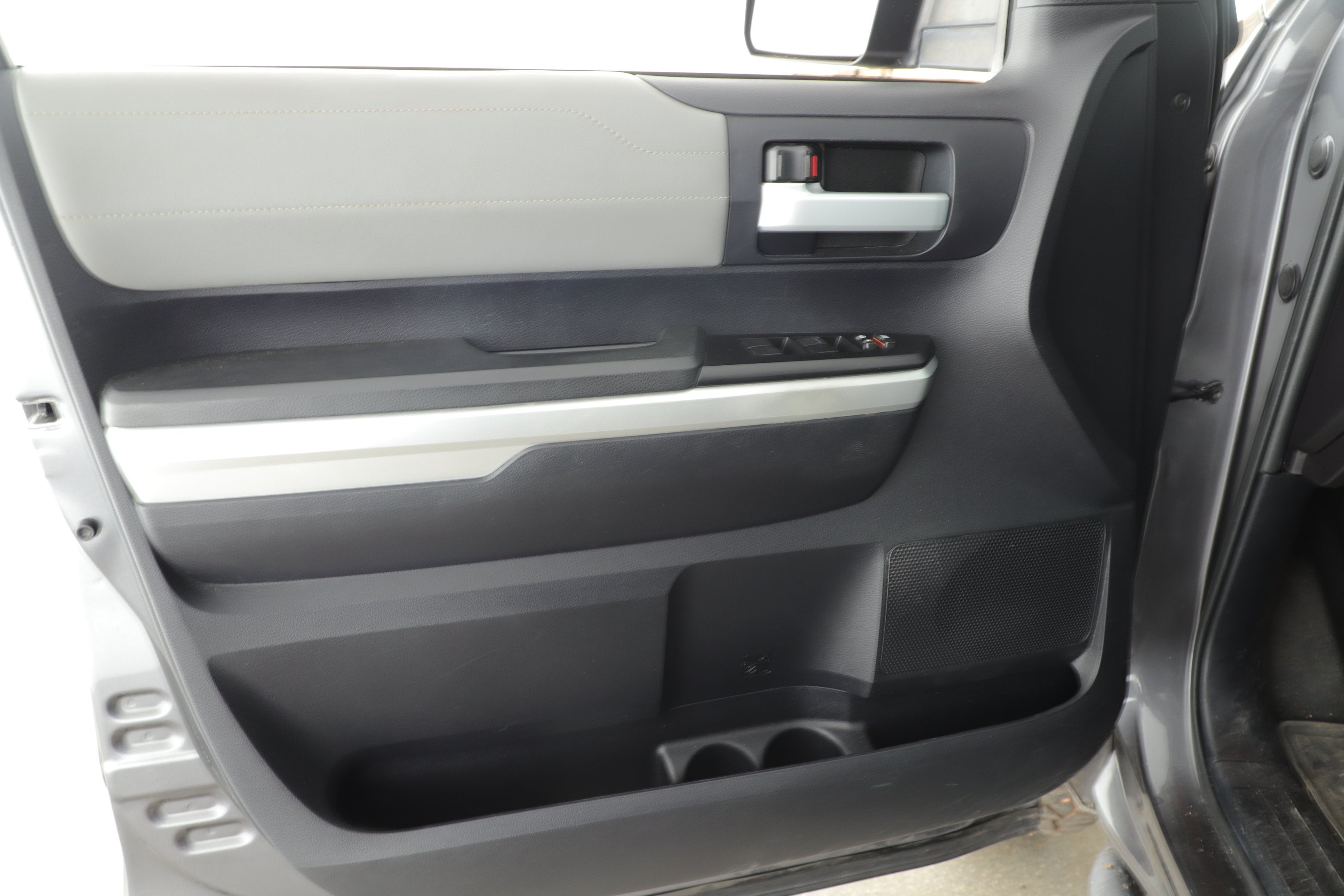 2015 Toyota Tundra 4WD Truck LTD