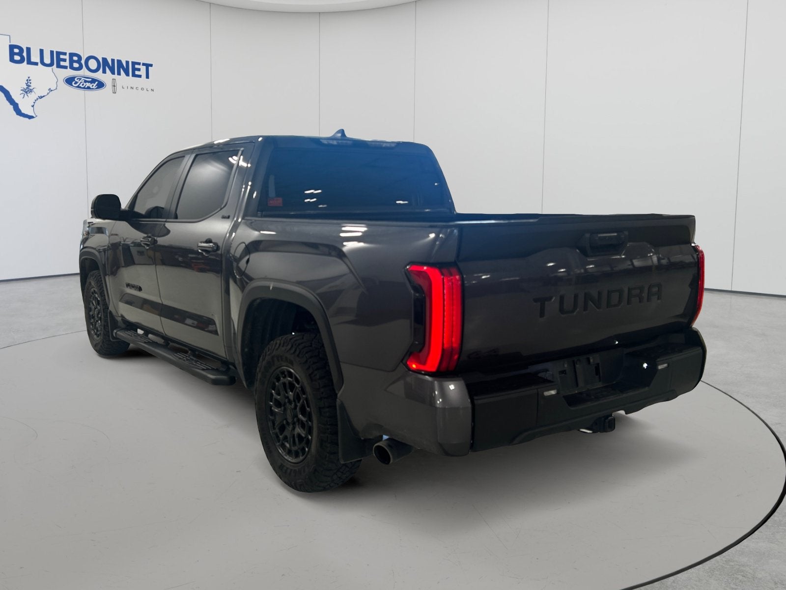 2025 Toyota Tundra 4WD Base