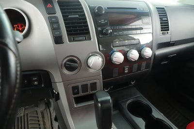 2013 Toyota Tundra 4WD Truck GRADE