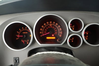 2013 Toyota Tundra 4WD Truck GRADE