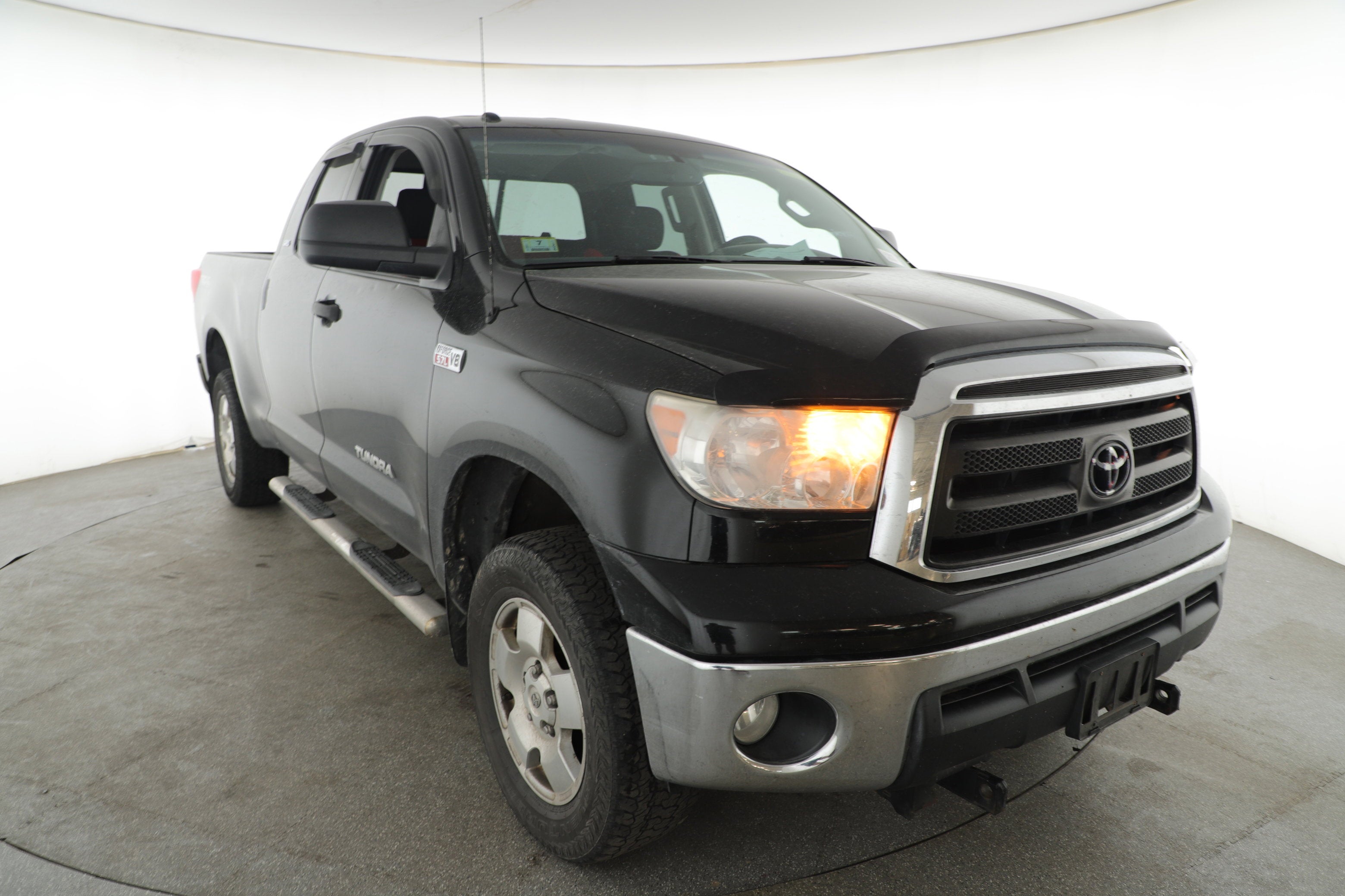 2013 Toyota Tundra 4WD Truck GRADE
