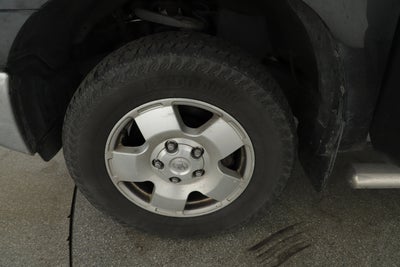 2013 Toyota Tundra 4WD Truck GRADE