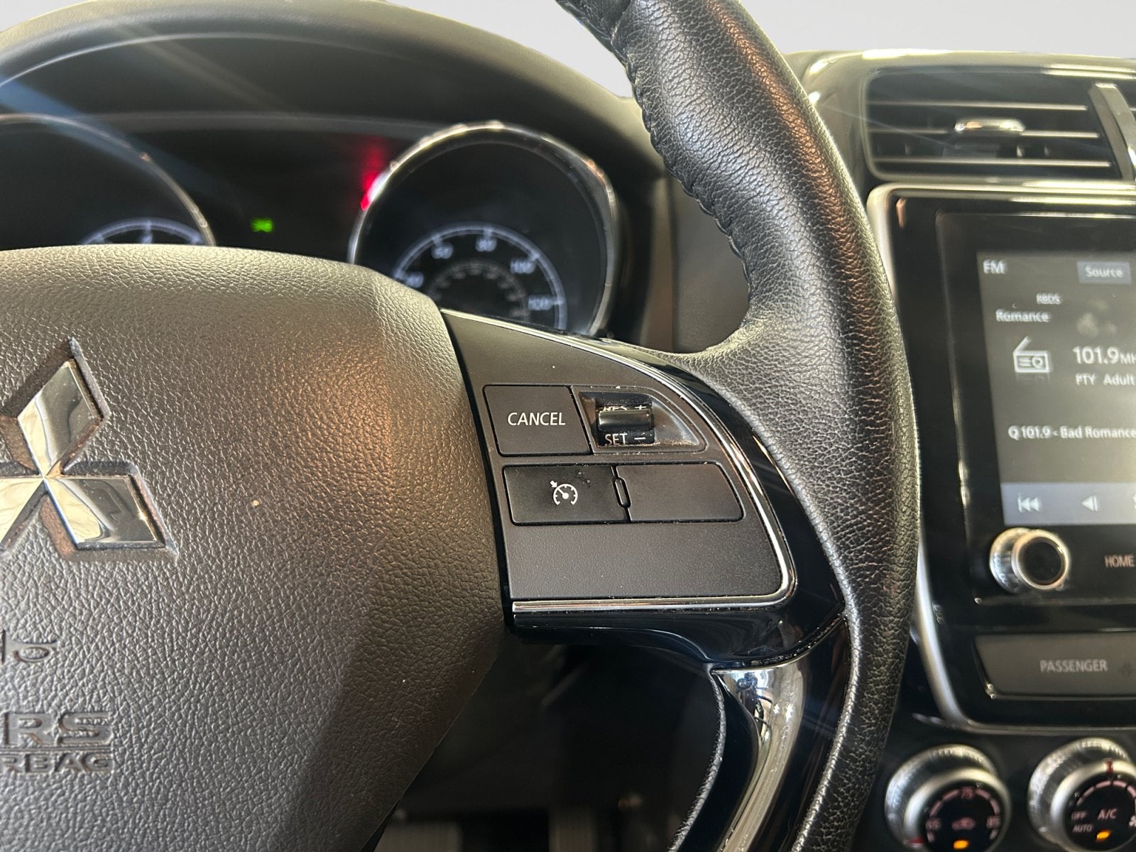 2024 Mitsubishi Outlander Sport Base