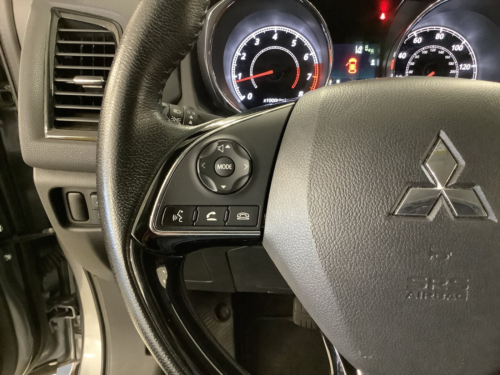 2024 Mitsubishi Outlander Sport Base