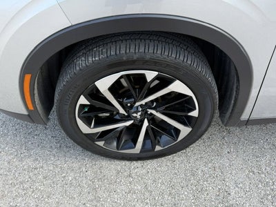 2023 Mitsubishi Outlander Base