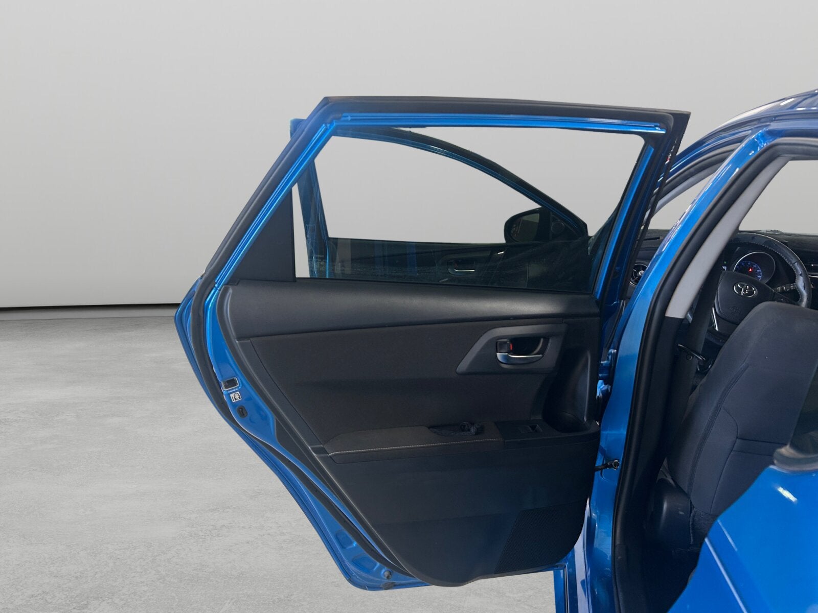 2017 Toyota Corolla iM BASE