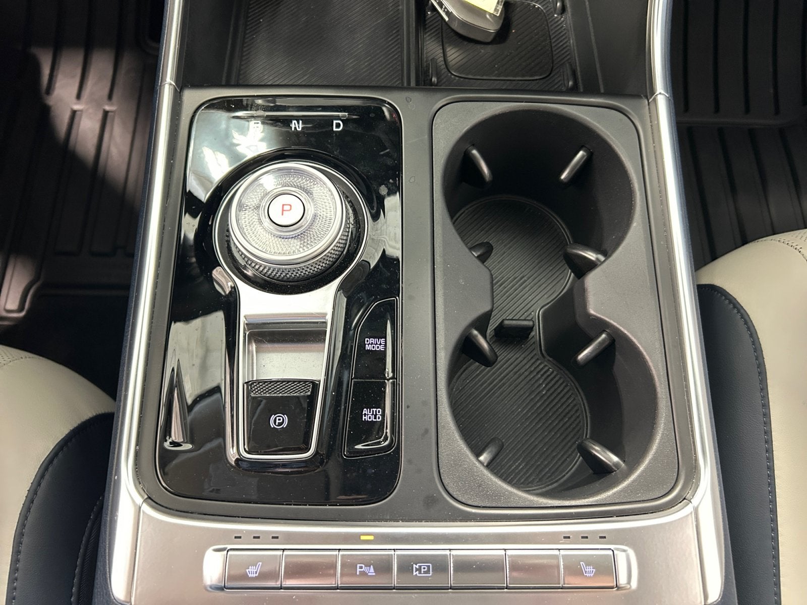 2025 Kia Carnival Hybrid EX