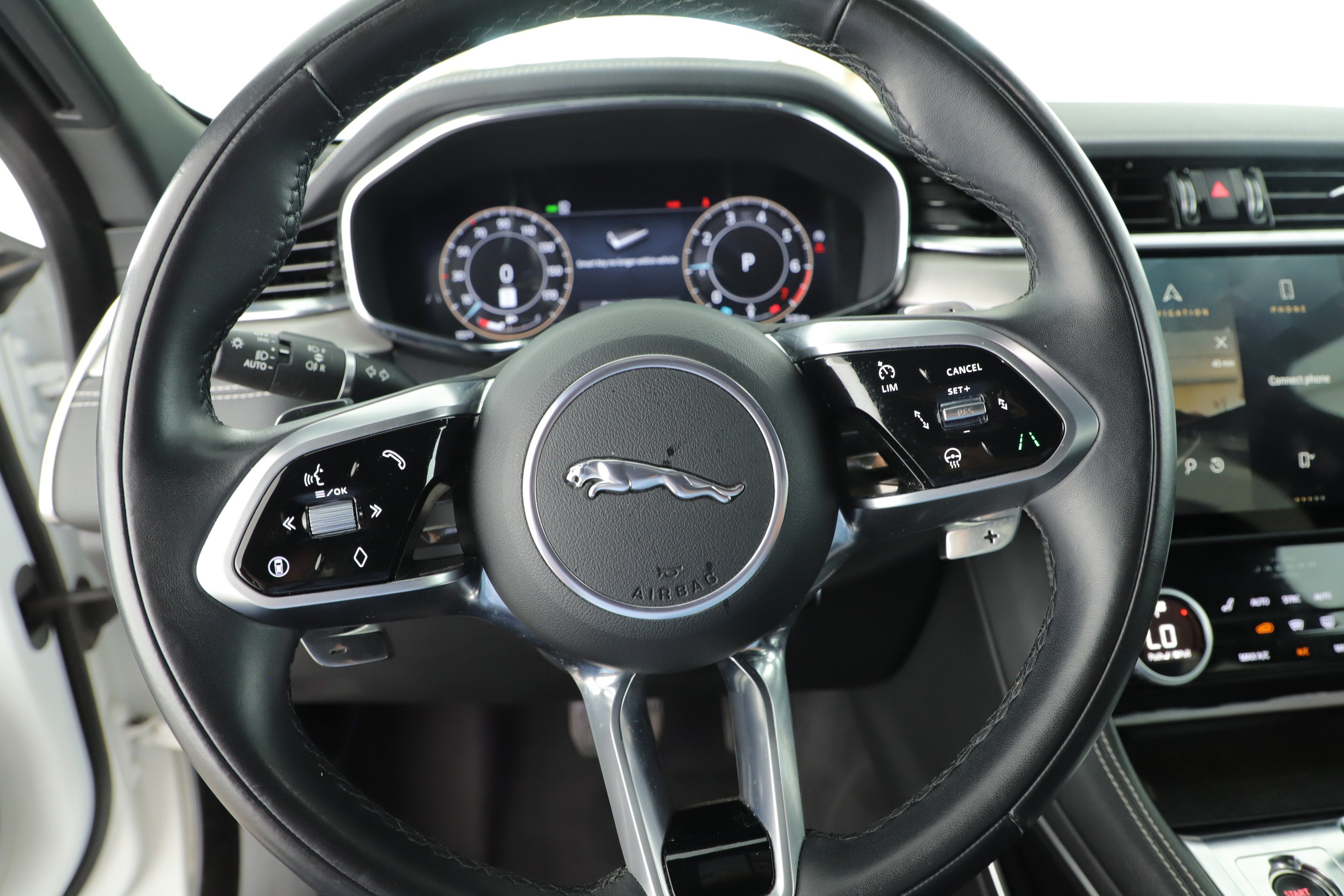 2025 Jaguar F-PACE R-Dynamic S