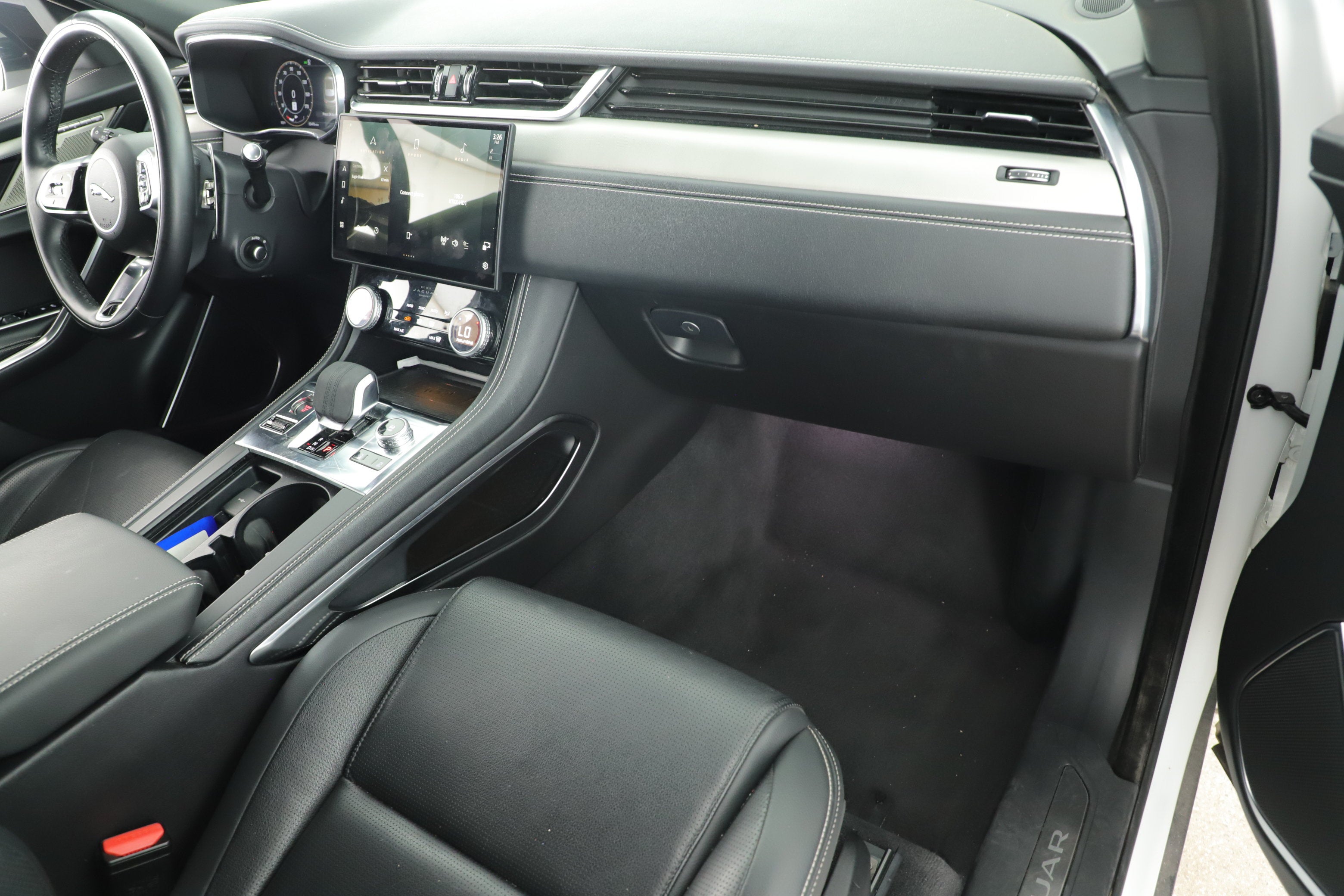 2025 Jaguar F-PACE R-Dynamic S