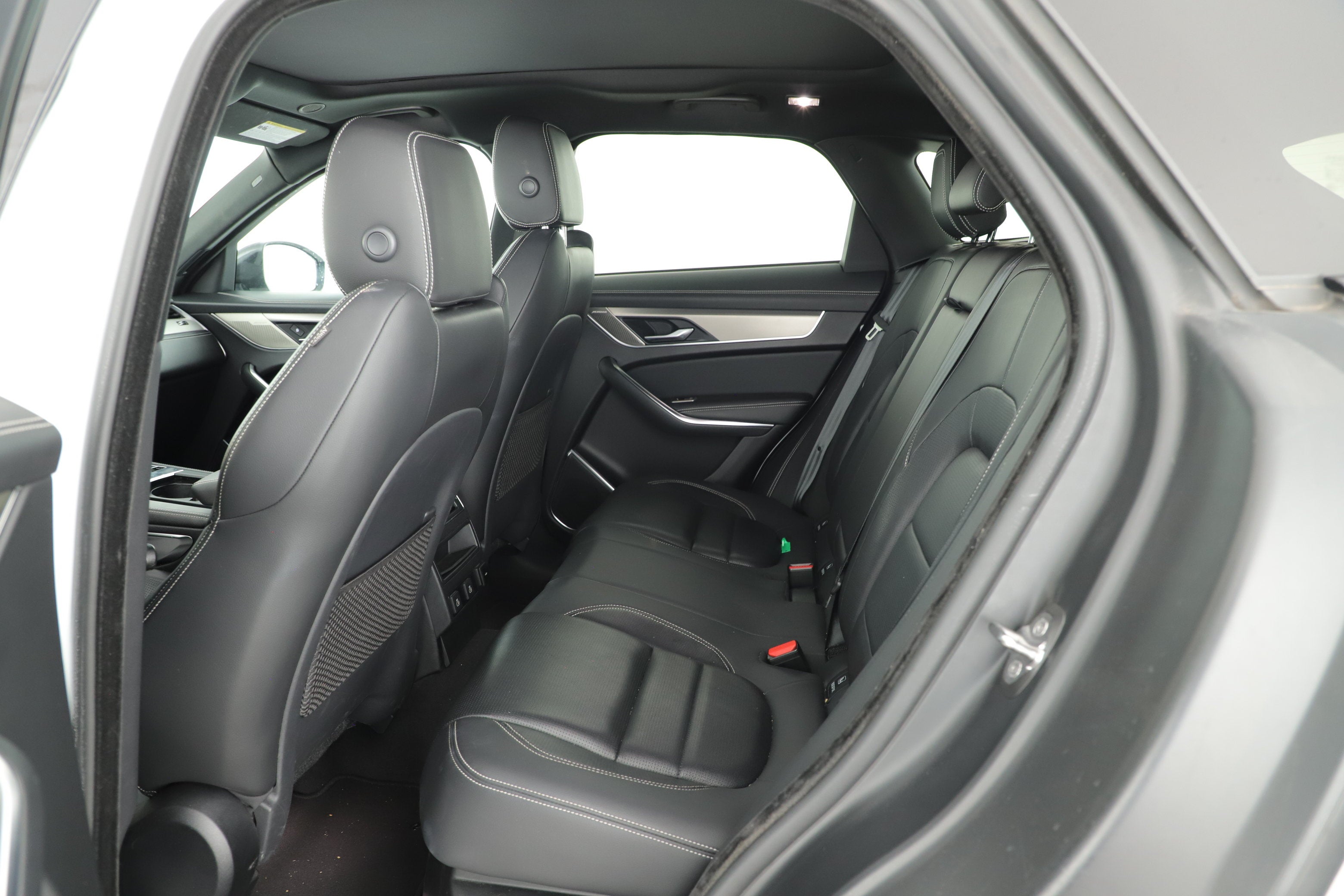 2025 Jaguar F-PACE R-Dynamic S