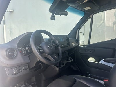 2024 Mercedes-Benz 2500 VAN Base
