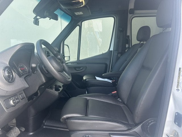 2024 Mercedes-Benz 2500 VAN Base