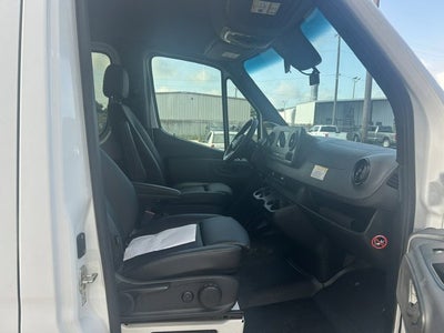 2024 Mercedes-Benz 2500 VAN Base
