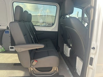 2024 Mercedes-Benz 2500 VAN Base