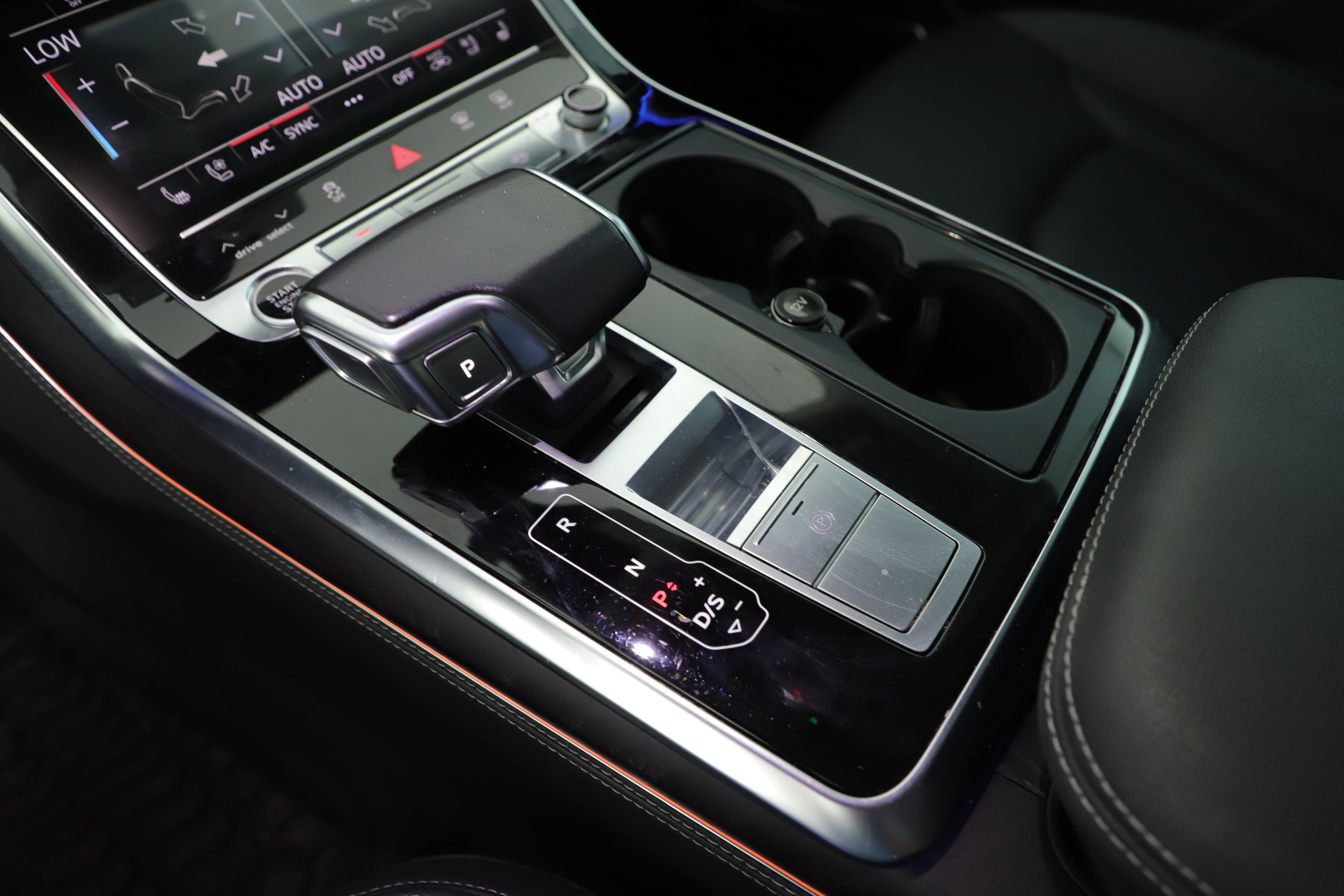 2023 Audi Q8 Prestige