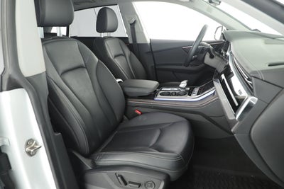2023 Audi Q8 Prestige